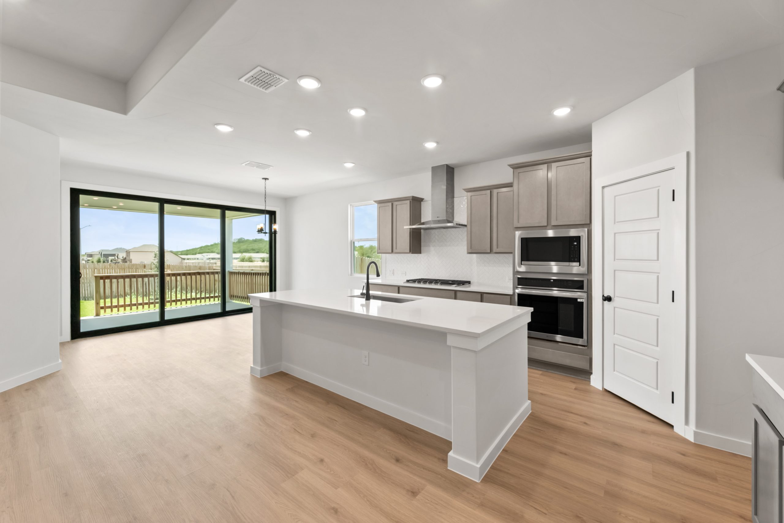 17-SQFT-7504 Mrs. Amy's Preschool