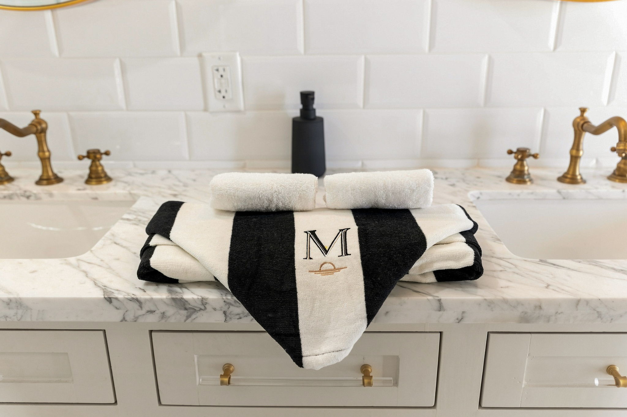 close up details of a bathroom in a residential short term rental property